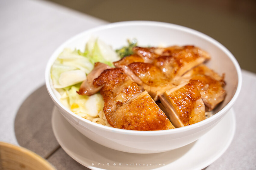 點點心中壢大江店｜正宗港式點心在大江也吃得到囉，超可愛豬仔流沙包必點，大江購物中心美食推薦