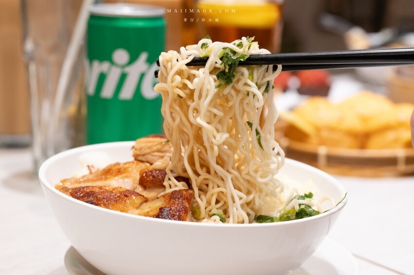 桃園市中壢區桃園美食｜點點心大江店～2訪依舊美味，2024全新推出港點新品道道無雷超好吃。桃園港式點心推薦