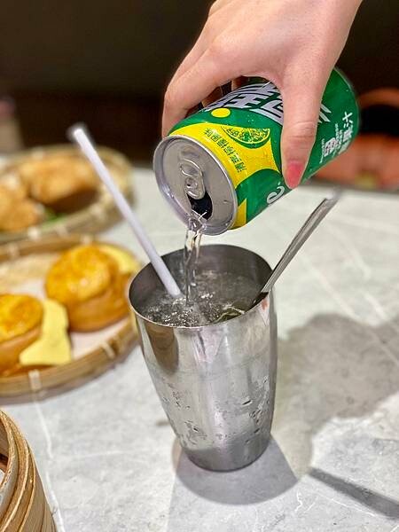 桃園市中壢區[中壢美食] 點點心台灣 大江店 超人氣港式點心 豬仔流沙包 #大江購物中心餐廳 @蛋寶趴趴go