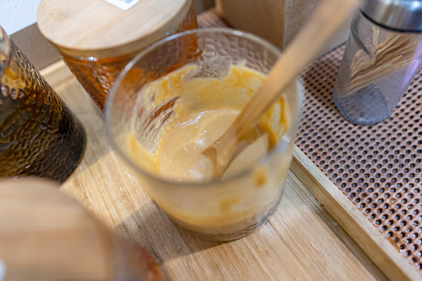 文青風格的牛肉麵好店,清燉香醇五椒麻辣湯頭濃厚,餐後的日式豆乳布丁燒更是少女必吃,板橋車站美食推薦