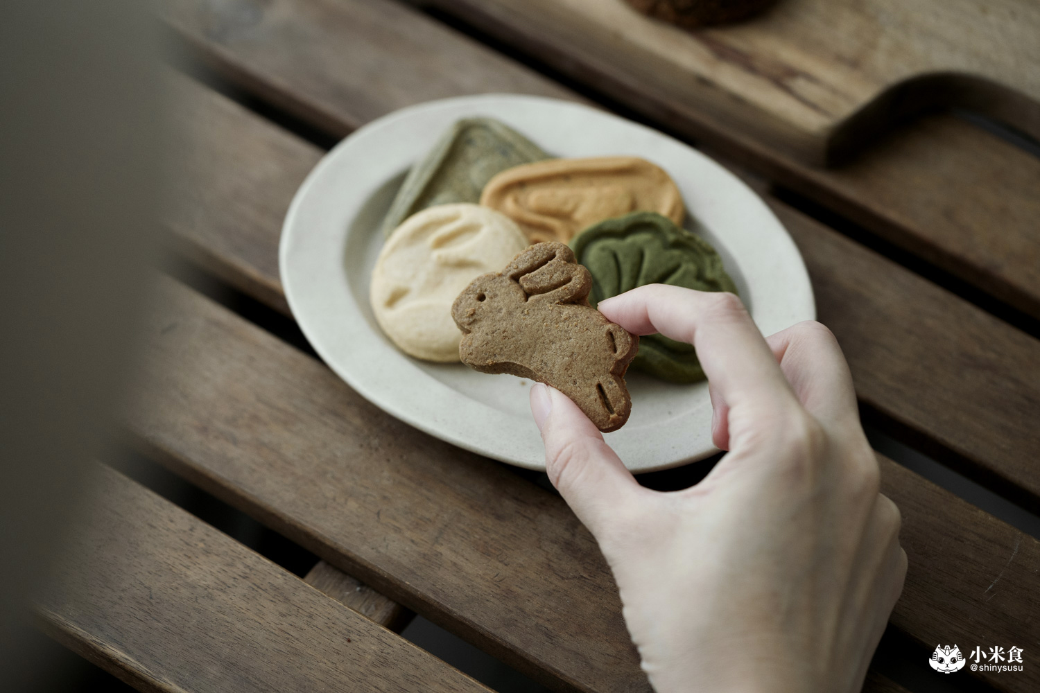 台中市烏日區CUPETIT 卡柏蒂精品甜點|碧波蕩漾的月光島語美入心,2025台中中秋禮盒推薦