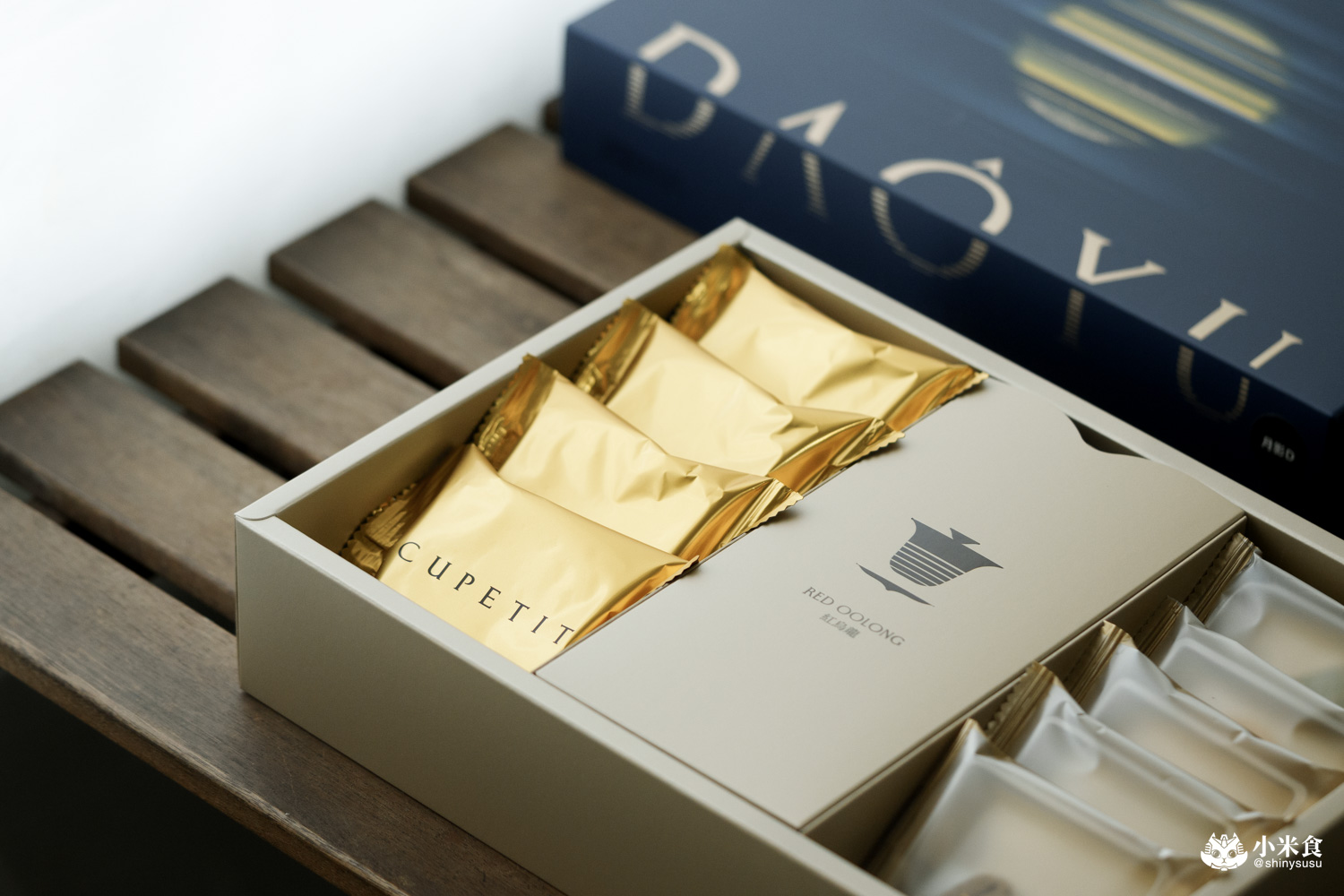 台中市烏日區CUPETIT 卡柏蒂精品甜點|碧波蕩漾的月光島語美入心,2025台中中秋禮盒推薦