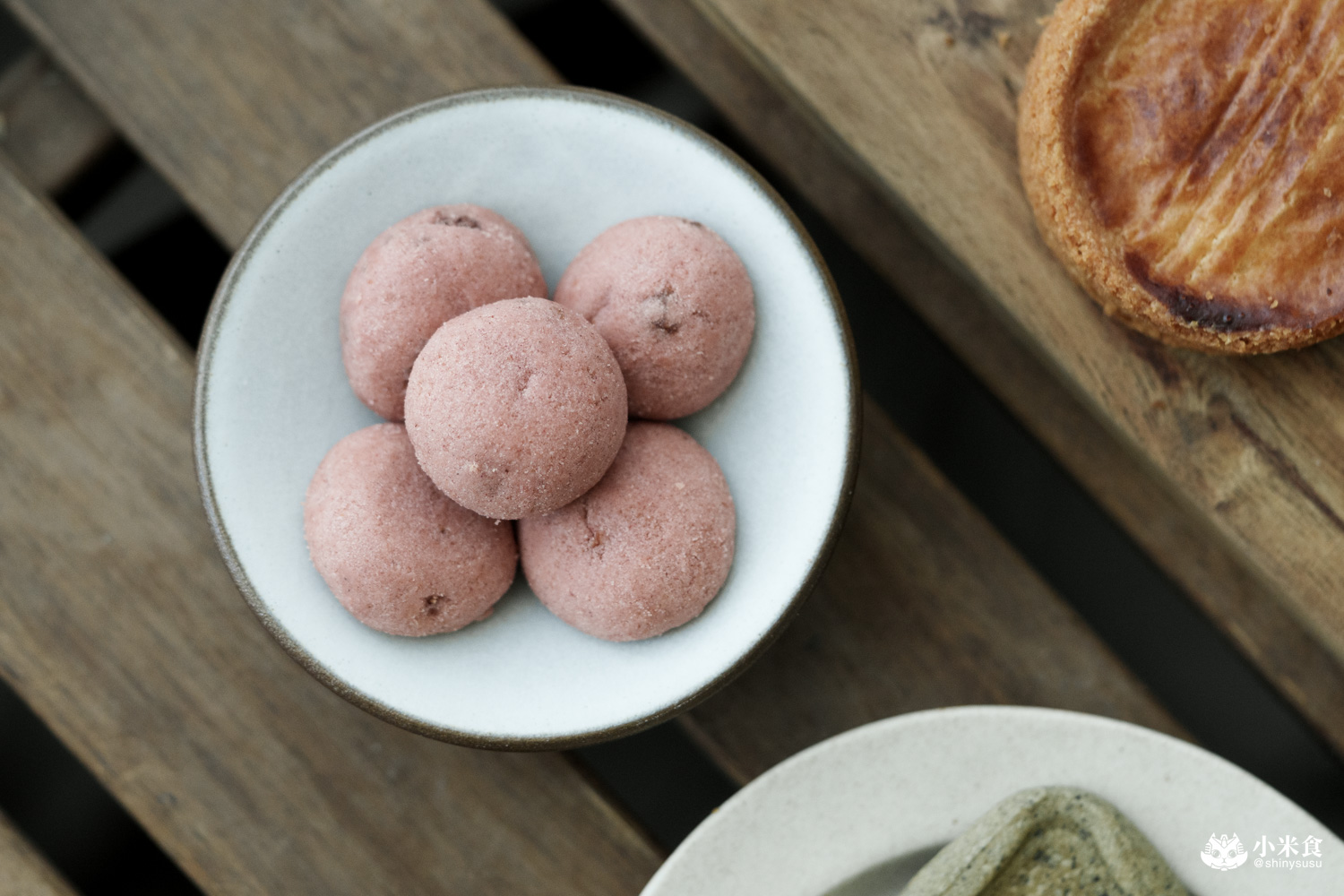 台中市烏日區CUPETIT 卡柏蒂精品甜點|碧波蕩漾的月光島語美入心,2025台中中秋禮盒推薦