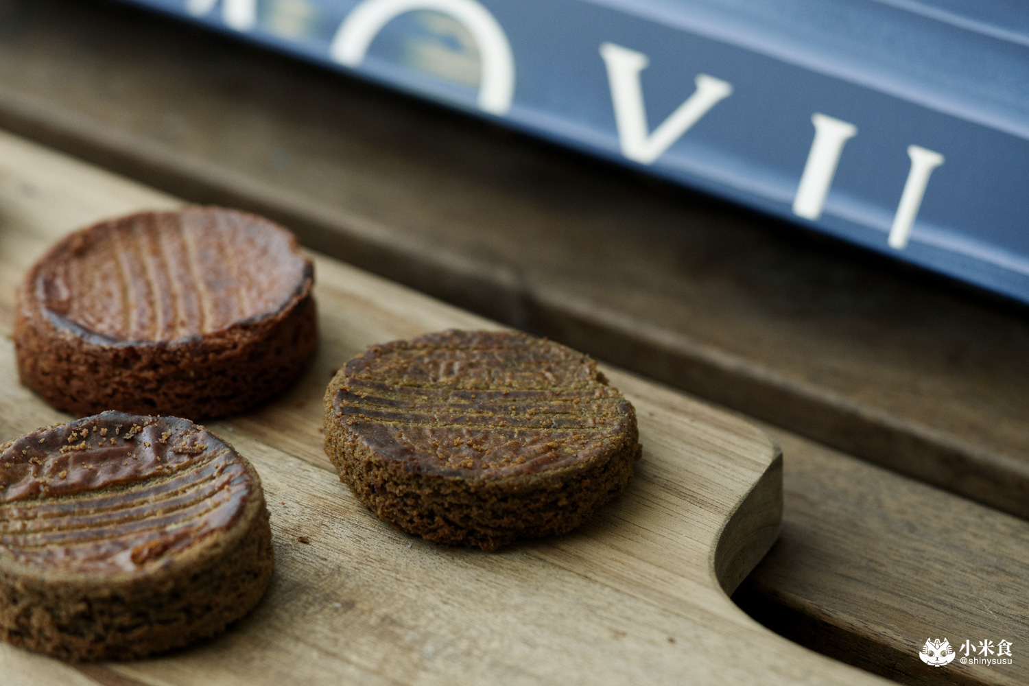 台中市烏日區CUPETIT 卡柏蒂精品甜點|碧波蕩漾的月光島語美入心,2025台中中秋禮盒推薦