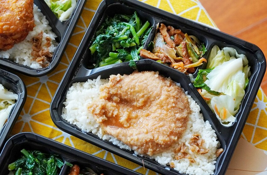 LINE_ALBUM_挑食便當 二傻夫婦_221231_2