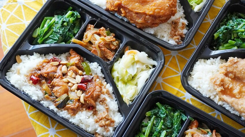 LINE_ALBUM_挑食便當 二傻夫婦_221231_4