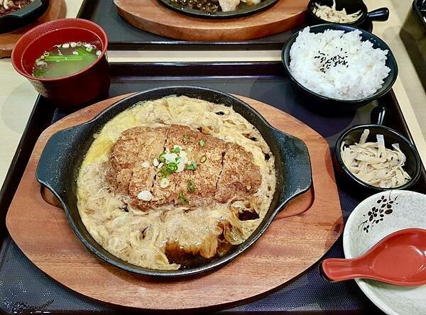 [林口美食] Joyfull台灣珍有福 龜山文青店 日本連鎖家庭式餐廳 @蛋寶趴趴go