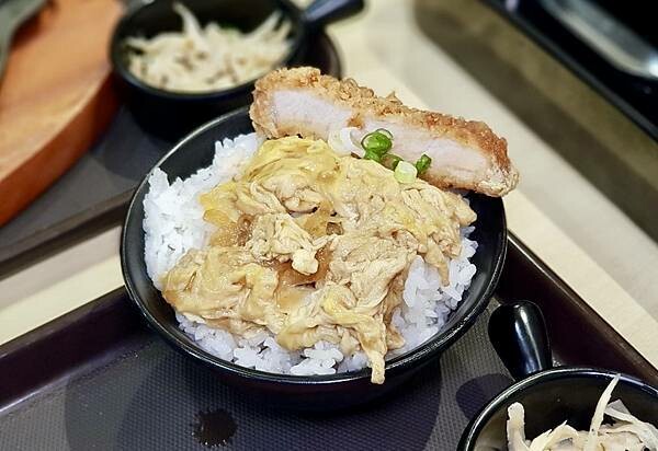 [林口美食] Joyfull台灣珍有福 龜山文青店 日本連鎖家庭式餐廳 @蛋寶趴趴go
