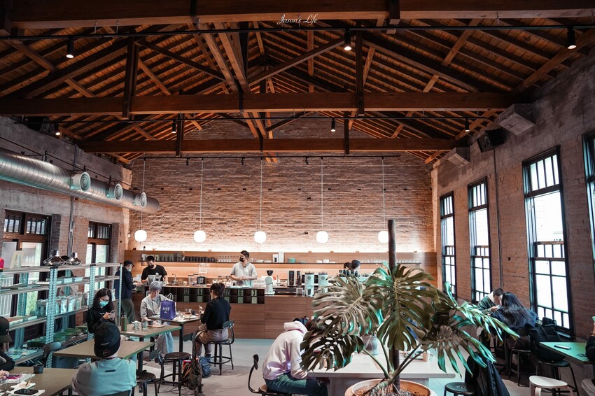 【台中中區｜美食】Hausinc 1035。台中文青新據點，HAUSINC CAFE進駐百年醫院建築