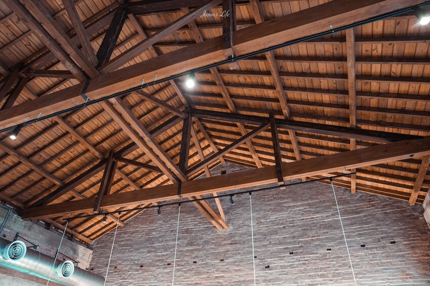 【台中中區｜美食】Hausinc 1035。台中文青新據點，HAUSINC CAFE進駐百年醫院建築