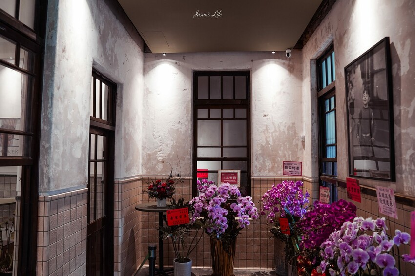 【台中中區｜美食】Hausinc 1035。台中文青新據點，HAUSINC CAFE進駐百年醫院建築