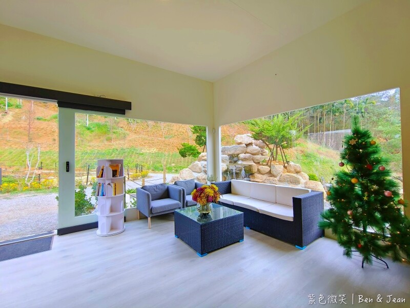 葉子秘境 森林系Villa》佔地1.2萬坪森林系住宿，新型態輕奢華免搭帳露營，一泊二食、獨立衛浴超享受、房內