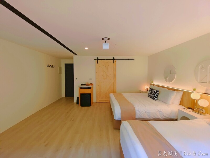 葉子秘境 森林系Villa》佔地1.2萬坪森林系住宿，新型態輕奢華免搭帳露營，一泊二食、獨立衛浴超享受、房內