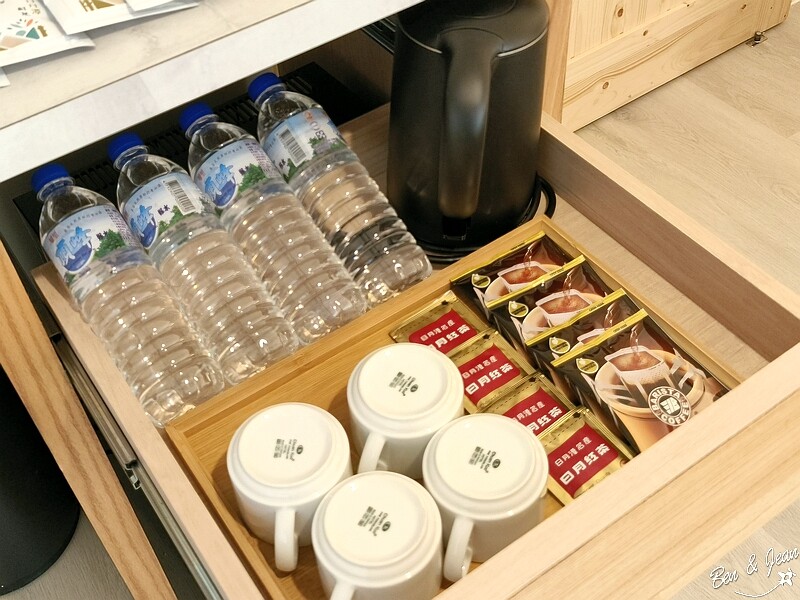 葉子秘境 森林系Villa》佔地1.2萬坪森林系住宿，新型態輕奢華免搭帳露營，一泊二食、獨立衛浴超享受、房內