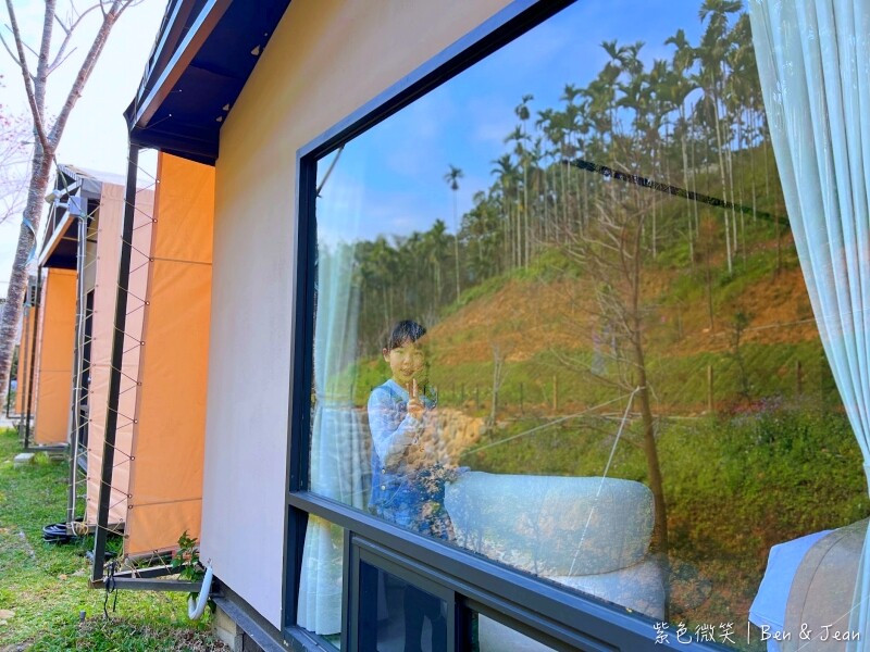 葉子秘境 森林系Villa》佔地1.2萬坪森林系住宿，新型態輕奢華免搭帳露營，一泊二食、獨立衛浴超享受、房內