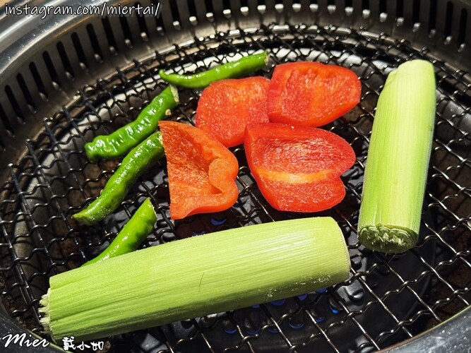 台北||日式燒肉 第一間結合日本和牛和日式清酒自動販賣機主題