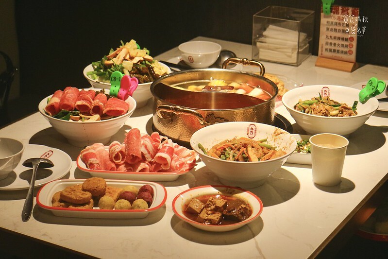 台中西屯｜蒙古烤肉吃到飽最低298元起！還有鴦鴛火鍋可加購，