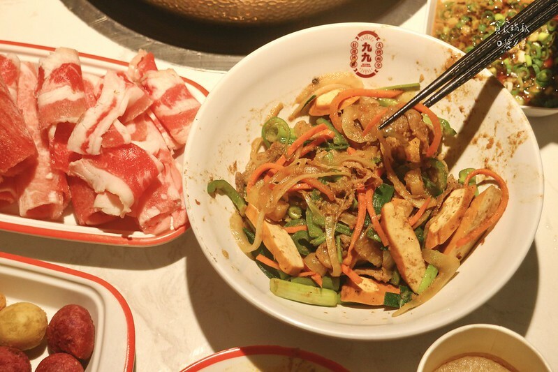 台中西屯｜蒙古烤肉吃到飽最低298元起！還有鴦鴛火鍋可加購，