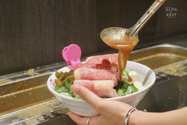 台中西屯｜蒙古烤肉吃到飽最低298元起！還有鴦鴛火鍋可加購，