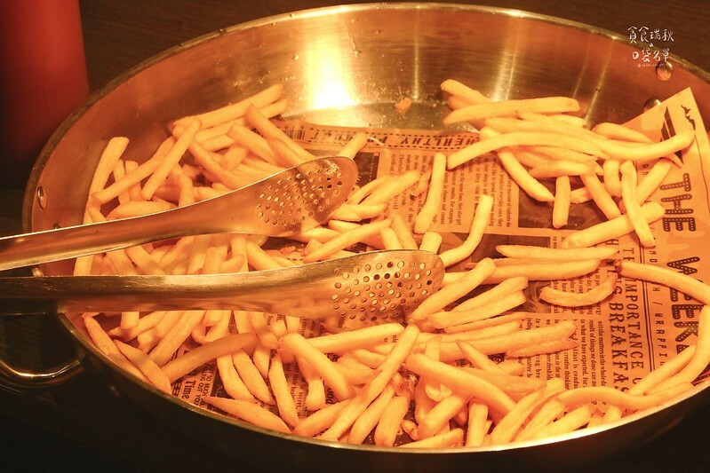 台中西屯｜蒙古烤肉吃到飽最低298元起！還有鴦鴛火鍋可加購，