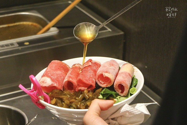 台中西屯｜蒙古烤肉吃到飽最低298元起！還有鴦鴛火鍋可加購，