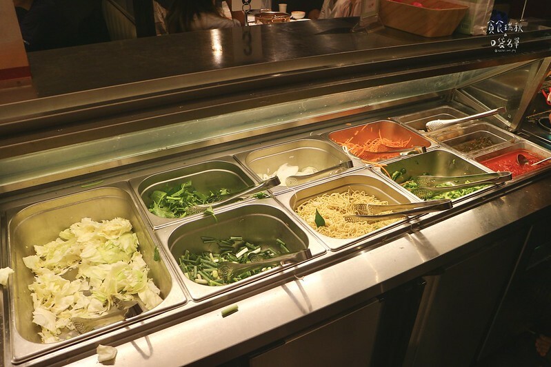 台中西屯｜蒙古烤肉吃到飽最低298元起！還有鴦鴛火鍋可加購，