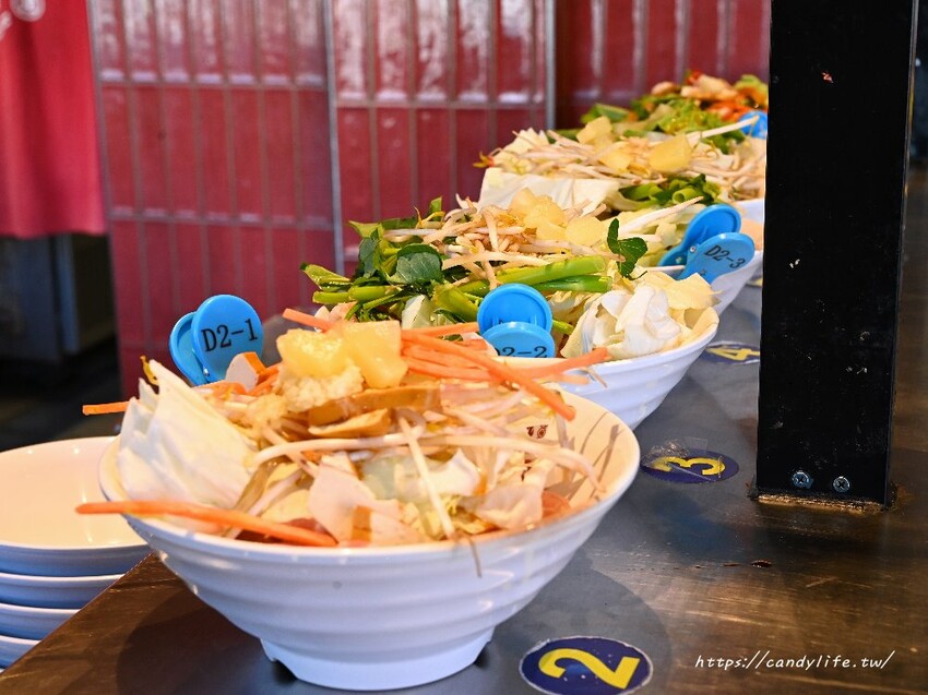 九九蒙古烤肉火鍋｜台中蒙古烤肉吃到飽，最低只要298元起，還有打拋豬、咖哩飯、麻辣豆腐鴨血吃到飽～