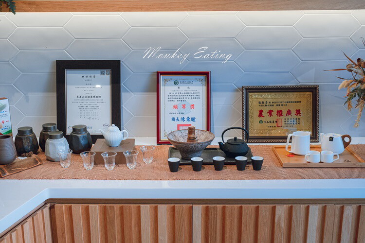 【南投竹山美食】山茶話堂｜質感時尚茶館，甜點咖啡下午茶。南投下午茶推薦 - 貪吃猴的幻想