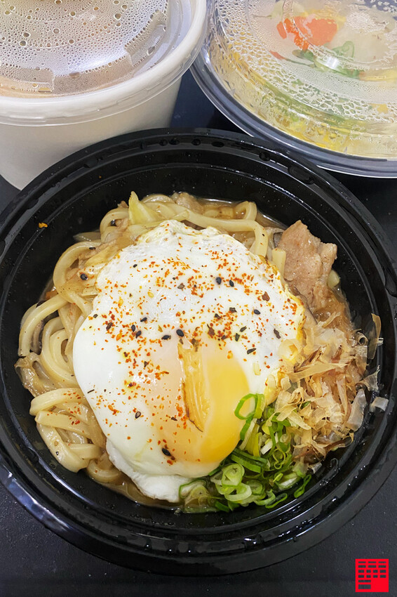 台中晚餐宵夜／關東煮+炒烏龍！「夜よる」 攤車美食不錯過～每日現點現做