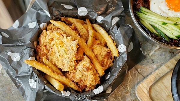 LINE_ALBUM_KATZ卡司新時代大魯閣_221206_16.jpg LINE_ALBUM_KATZ卡司新時代大魯閣_221206_16.jpg