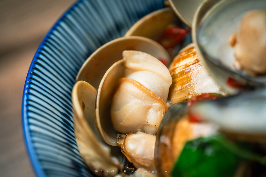 台北美食｜燒究食寓居酒屋～萬華在地人激推的優秀居酒屋，海鮮料理超強、串燒烤物也夠水準，捷運龍山寺美食