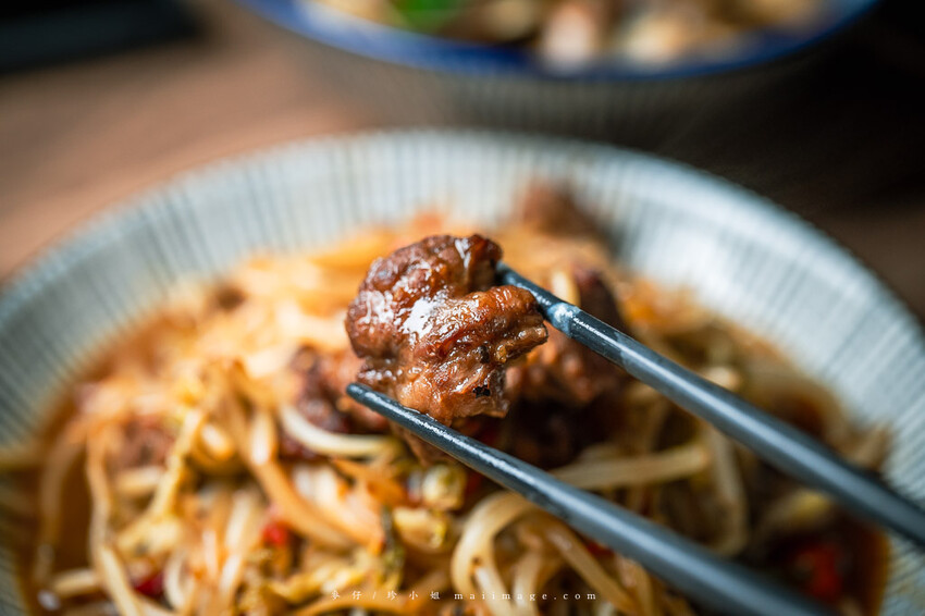 台北美食｜燒究食寓居酒屋～萬華在地人激推的優秀居酒屋，海鮮料理超強、串燒烤物也夠水準，捷運龍山寺美食