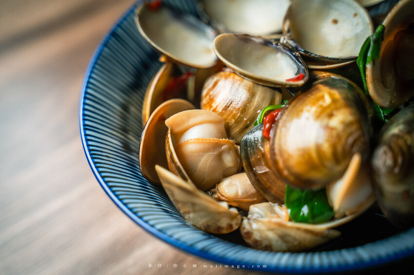 台北美食｜燒究食寓居酒屋～萬華在地人激推的優秀居酒屋，海鮮料理超強、串燒烤物也夠水準，捷運龍山寺美食