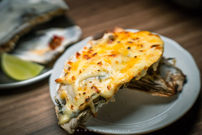 台北美食｜燒究食寓居酒屋～萬華在地人激推的優秀居酒屋，海鮮料理超強、串燒烤物也夠水準，捷運龍山寺美食