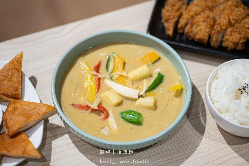 LINE_ALBUM_中和南洋料理咖哩飯推薦-中和外送美食推薦-廚種王異國特色咖哩中和民享店-中和_10.jpg LINE_ALBUM_中和南洋料理咖哩飯推薦-中和外送美食推薦-廚種王異國特色咖哩中和民享店-中和_10.jpg