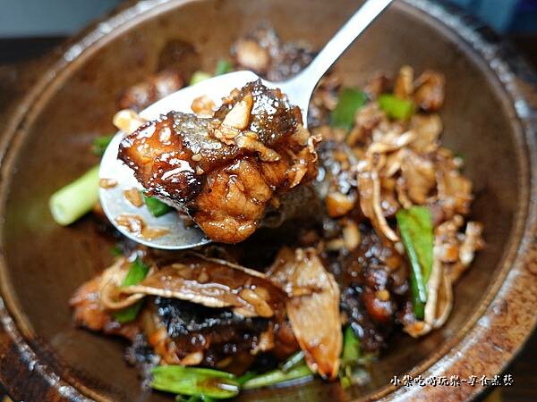 三杯黑鮪魚膠-和楓複合式餐廳 (1).jpg