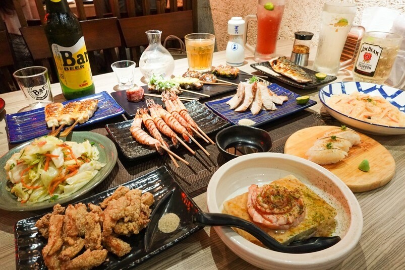 【食記】激安の吉烹酒場（敦南三號店)，好吃的串燒日料，平價居酒屋還有喝到飽！東區美食