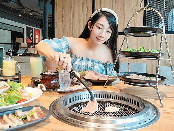 🍴〔餐廳×高雄〕燒肉無双-高雄澄清館 | 高雄餐廳推薦,家庭