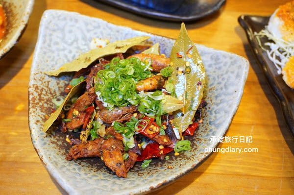 台中廣三SOGO百貨後方，平價日式居酒屋，晚餐宵夜喝酒好去處！ - 承錠旅行日記