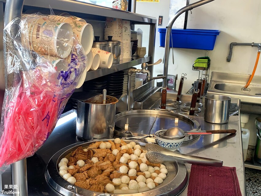 台北甜不辣⟩特製醬料很濃郁，內用還可以免費續湯，可以單點也可以搭配主食-台中大里美食 @果果愛Fruitlove