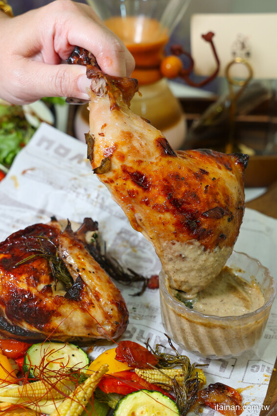 安南區的雪山~藏身在工業區的超夢幻咖啡廳,純白玻璃屋美到翻「MT.Sylvia Coffee 雪山貓」超吸睛聖誕烤雞餐,超Chill氛圍宛如偽出國 @台南好Food遊