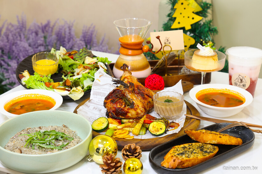 安南區的雪山~藏身在工業區的超夢幻咖啡廳,純白玻璃屋美到翻「MT.Sylvia Coffee 雪山貓」超吸睛聖誕烤雞餐,超Chill氛圍宛如偽出國 @台南好Food遊