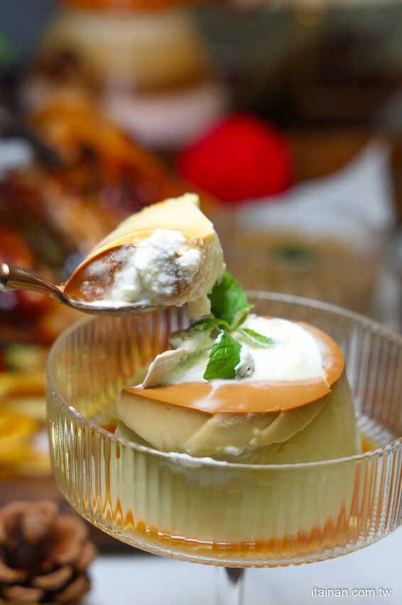 安南區的雪山~藏身在工業區的超夢幻咖啡廳,純白玻璃屋美到翻「MT.Sylvia Coffee 雪山貓」超吸睛聖誕烤雞餐,超Chill氛圍宛如偽出國 @台南好Food遊