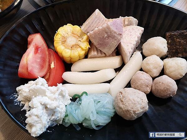 基隆火鍋吃到飽【涮樂和牛鍋物】和牛三吃！上百種自助鍋料、飲品、冰品吃到飽／基隆美食