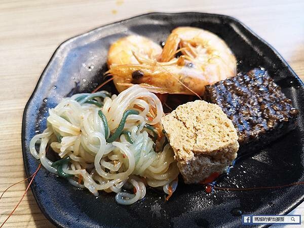 基隆火鍋吃到飽【涮樂和牛鍋物】和牛三吃！上百種自助鍋料、飲品、冰品吃到飽／基隆美食