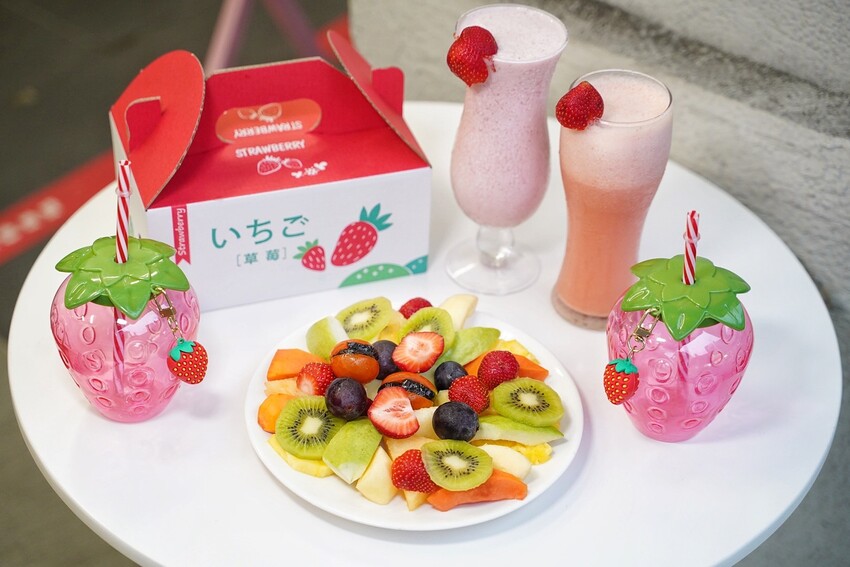 【品馨冰菓室新竹旗艦店】台南小有名氣的品馨冰菓室在新竹城隍廟就能吃到啦！冬季限定草莓冰超大碗超實在，冷冬再來碗熱呼呼鍋燒麵暖心又暖胃！ - 阿華田的美食日記