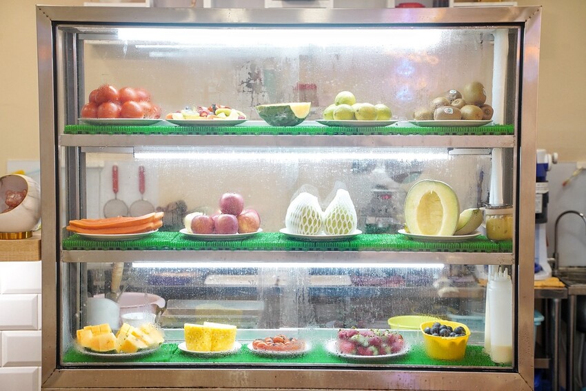 【品馨冰菓室新竹旗艦店】台南小有名氣的品馨冰菓室在新竹城隍廟就能吃到啦！冬季限定草莓冰超大碗超實在，冷冬再來碗熱呼呼鍋燒麵暖心又暖胃！ - 阿華田的美食日記