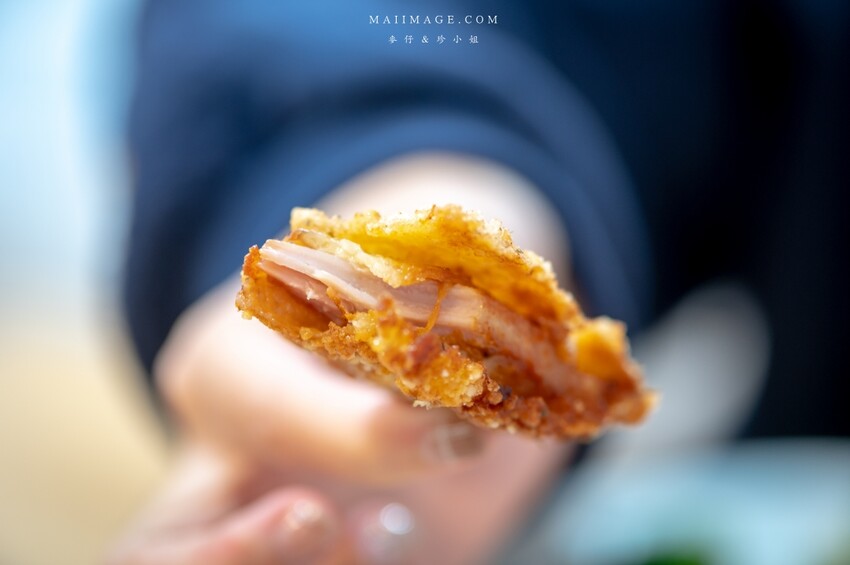 桃園美食|食光杯桃園銘傳店~海鮮控看過來,浮誇系的複合式餐廳你吃過了嗎?超蝦義大利麵蝦滿到幾乎看不到