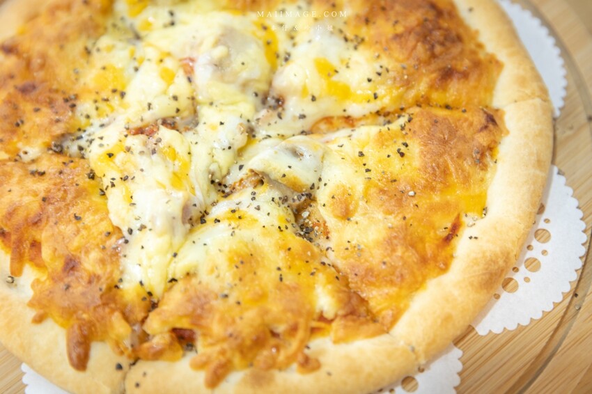 桃園美食|食光杯桃園銘傳店~海鮮控看過來,浮誇系的複合式餐廳你吃過了嗎?超蝦義大利麵蝦滿到幾乎看不到