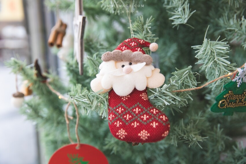 桃園美食|食光杯桃園銘傳店~海鮮控看過來,浮誇系的複合式餐廳你吃過了嗎?超蝦義大利麵蝦滿到幾乎看不到